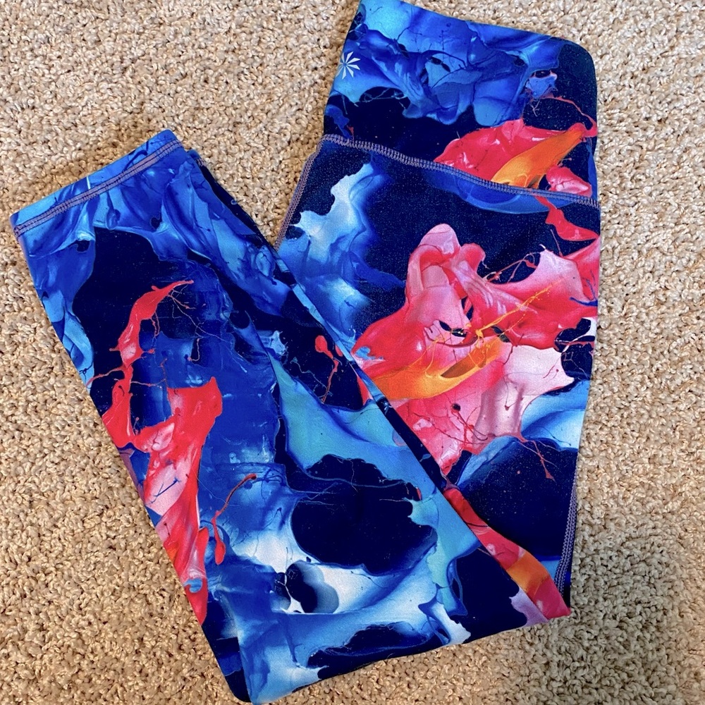 ATHLETA splatter splash cropped leggings size XS -